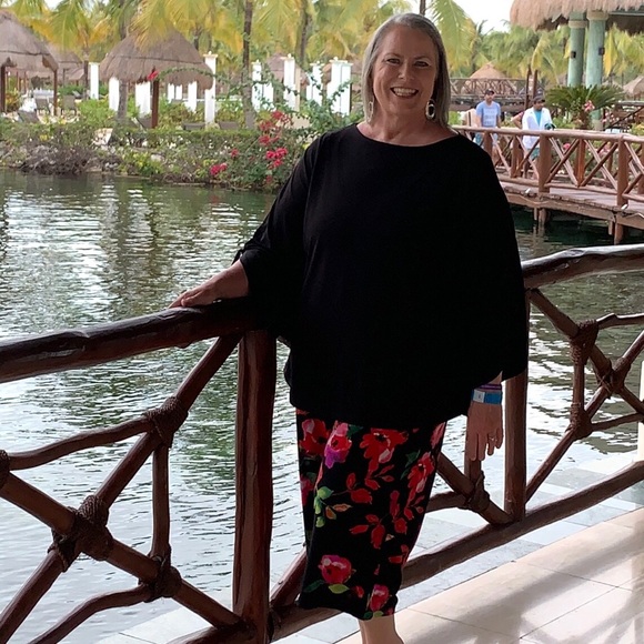 Meet your Posher, Siglinda - Picture 2 of 8